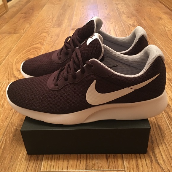 Nike Shoes | Nike Tanjun Mens Running 